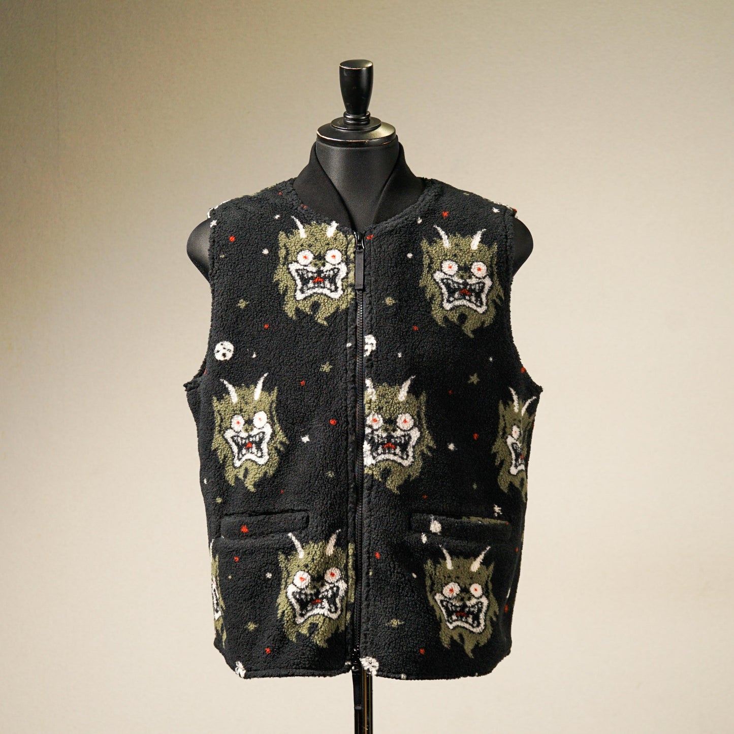 GREAT MOON MONSTER - VEST / WRD-22-AW-08